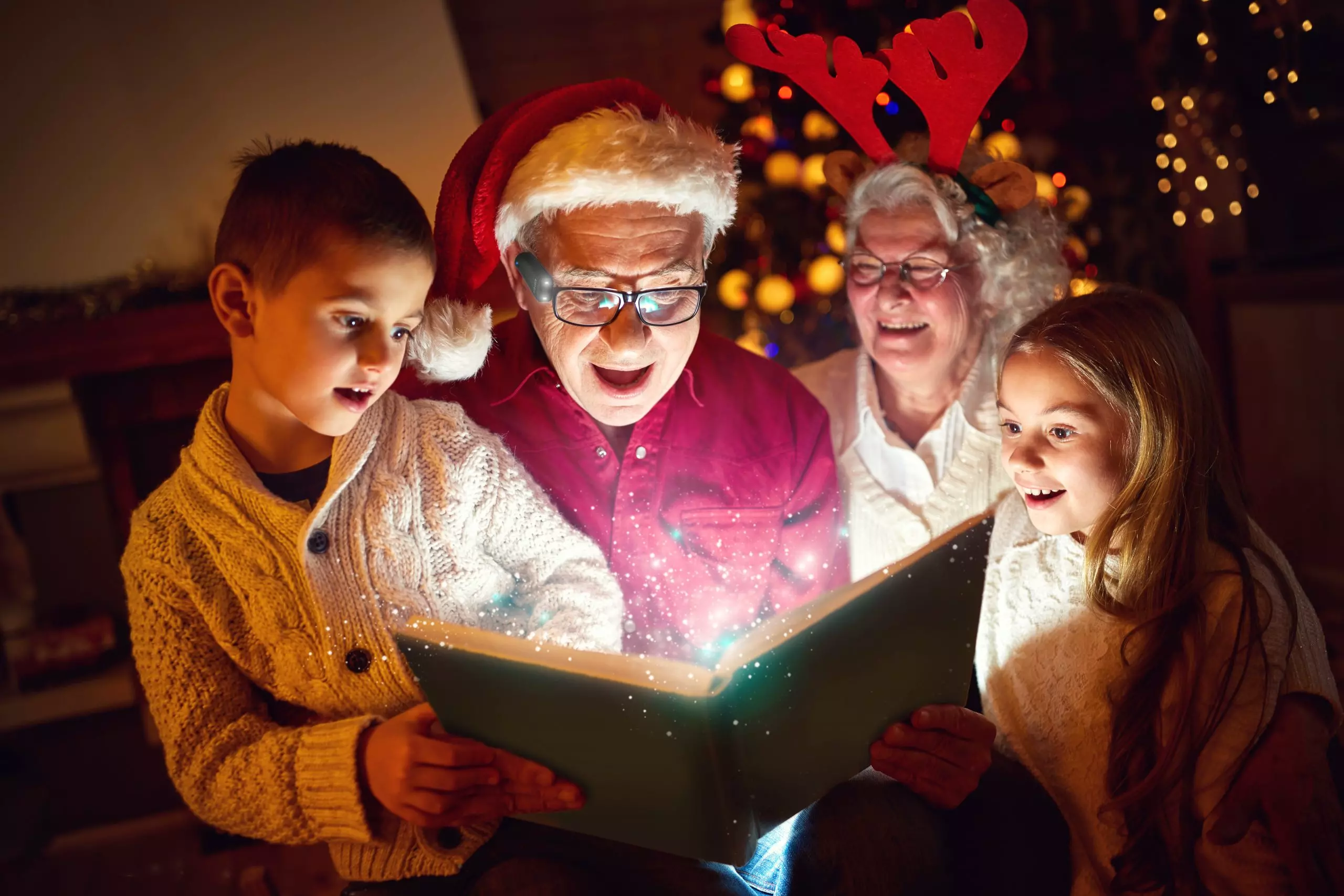 Top 9 Holiday Gifts for Visually Impaired Individuals | OrCam Blog